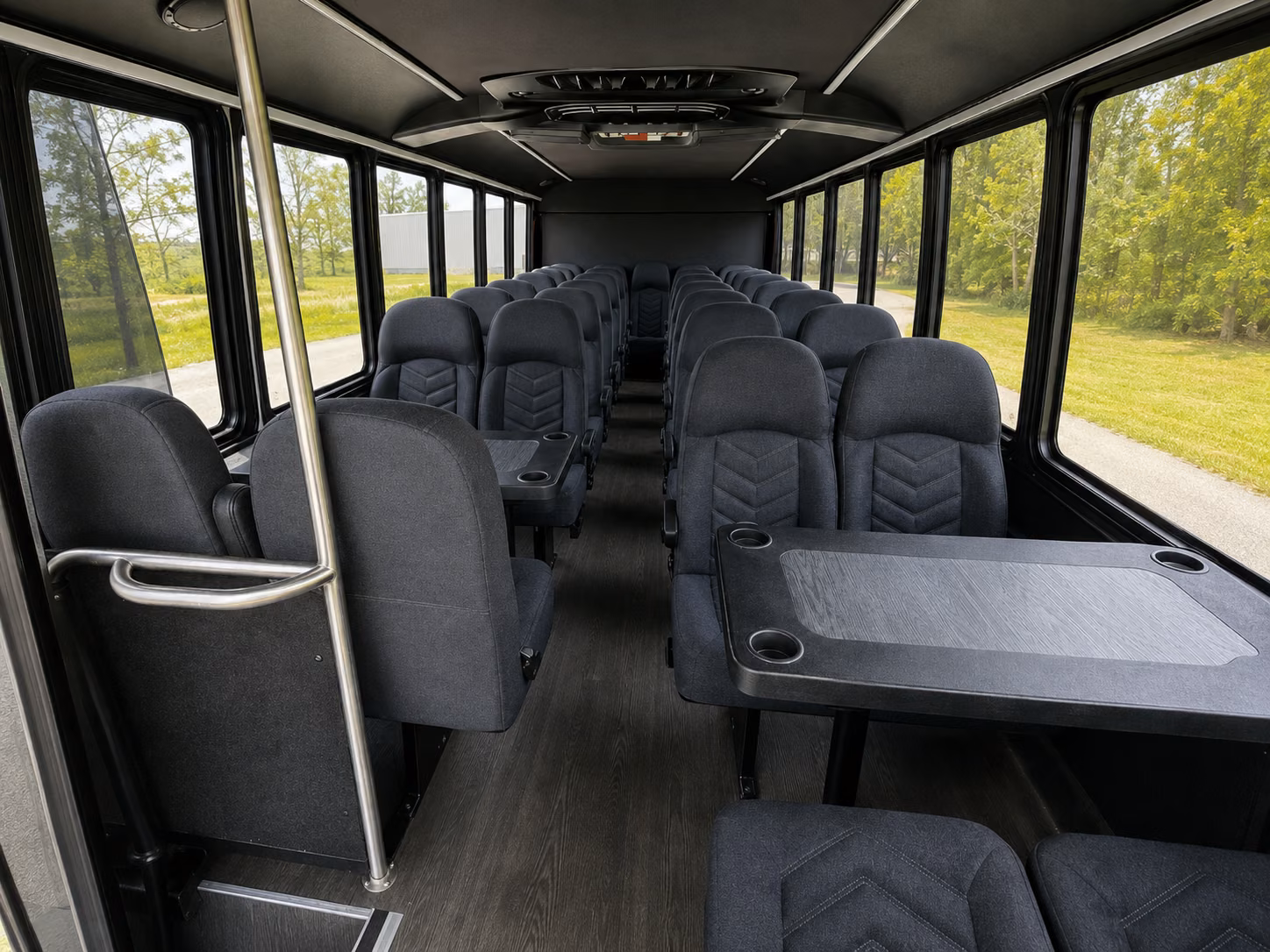escondido vista charter buses