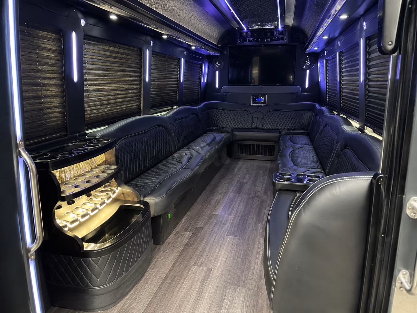 find your vista wedding party bus transportation here